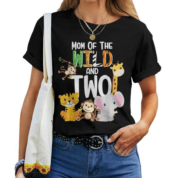 Mom Of The Wild And Two Zoo Theme Birthday Safari Jungle Women T-shirt