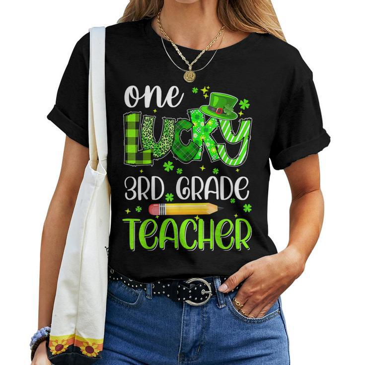 One Lucky 3Rd Grade Teacher Pencil Shamrock St Patricks Day Women T-shirt