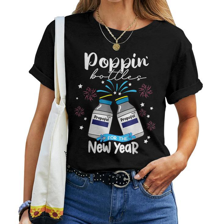 Poppin Bottles For The New Year Funny Icu Nurse Crew 2023 Women T-shirt