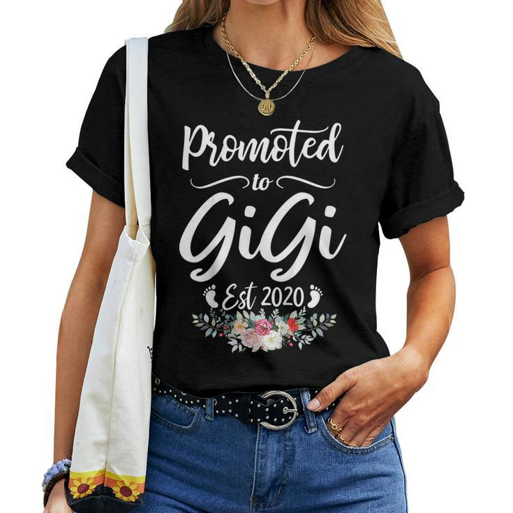 Promoted To Gigi Est 2020 New Grandma Women T-shirt