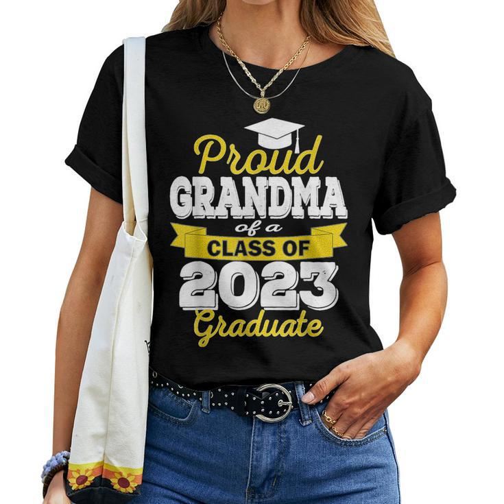 Proud Grandma Of A Class Of 2023 Graduate - Graduation 2023 Women T-shirt