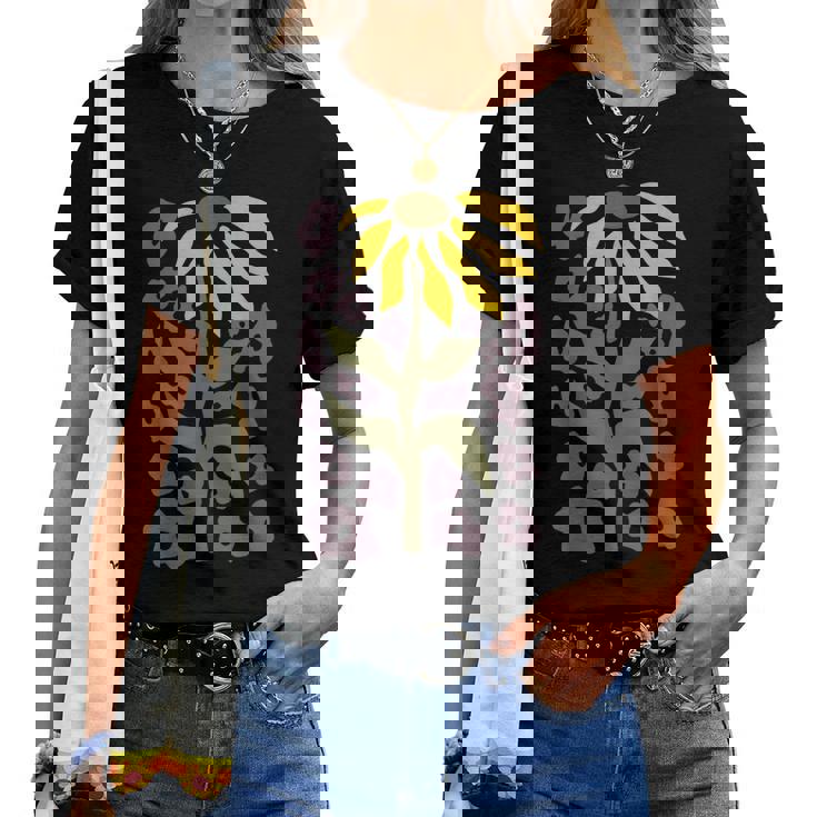 Retro Sunflower Graphic Flower Lover Gardening Women T-shirt