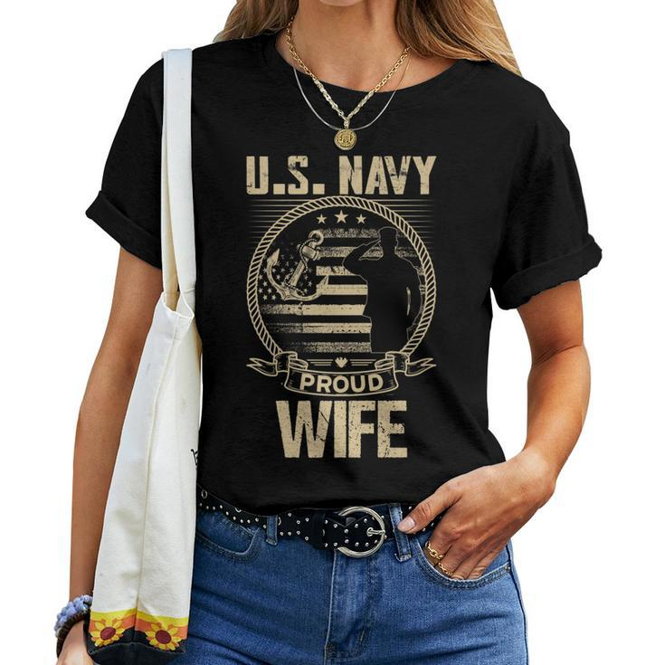 Us Na Vy Proud Wife Veteran Day Memorial Day Military Wife  Women T-shirt