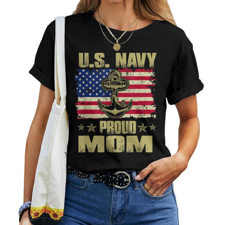 Us Navy Proud Mom With American Flag 4Th Of July Veteran Day Women T-shirt