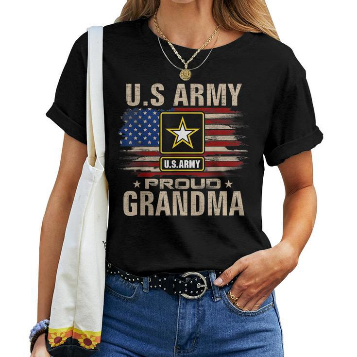 Vintage US Army Proud Grandma With American Flag Women T-shirt
