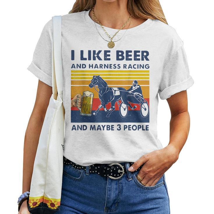 I Like Beer And Harness Racing Horse Vintage Retro Women T-shirt
