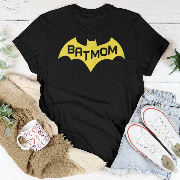 Batmom Mommy Super Hero Bat Mom Cool Woman The Girl Wonder Women T-shirt Unique Gifts