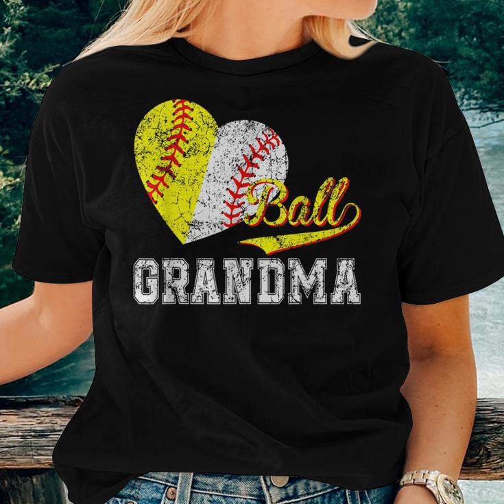Baseball Softball Ball Heart Grandma Women T-shirt Gifts for Her