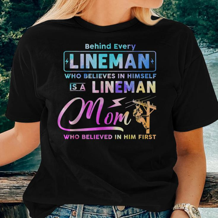 Behind Every Lineman Is A Lineman Mom Women T-shirt Gifts for Her
