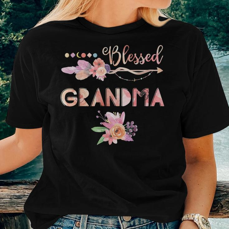 Womens Blessed Grandma Floral Grandma Women T-shirt Gifts for Her