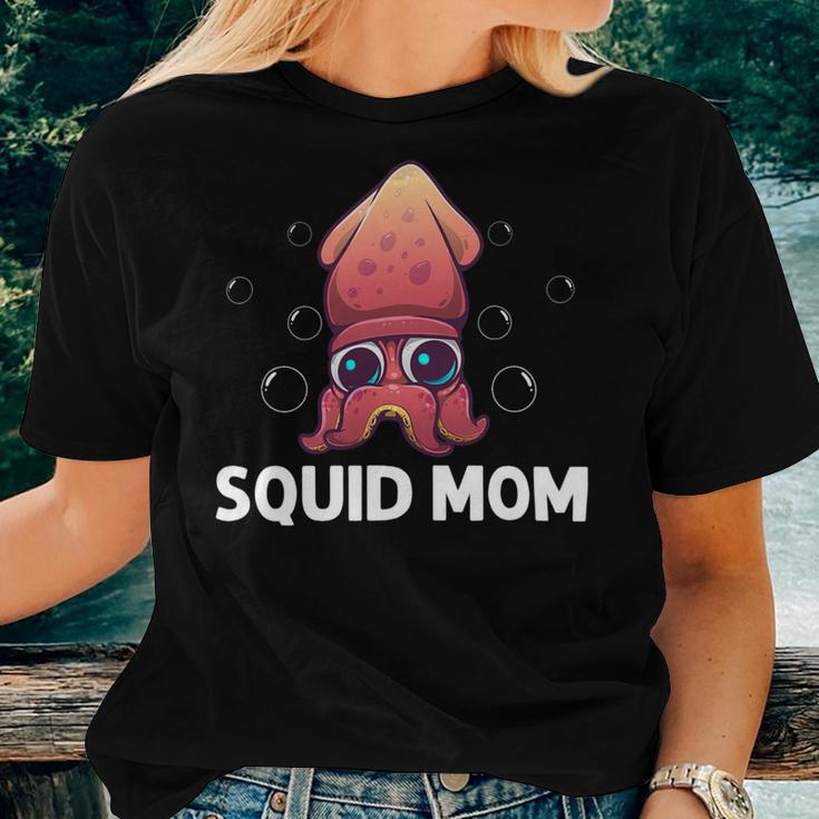 Cool Squid For Mom Mother Octopus Biology Sea Animals V2 Women T-shirt Casual Daily Crewneck Short Sleeve Graphic Basic Unisex Tee Gifts for Her
