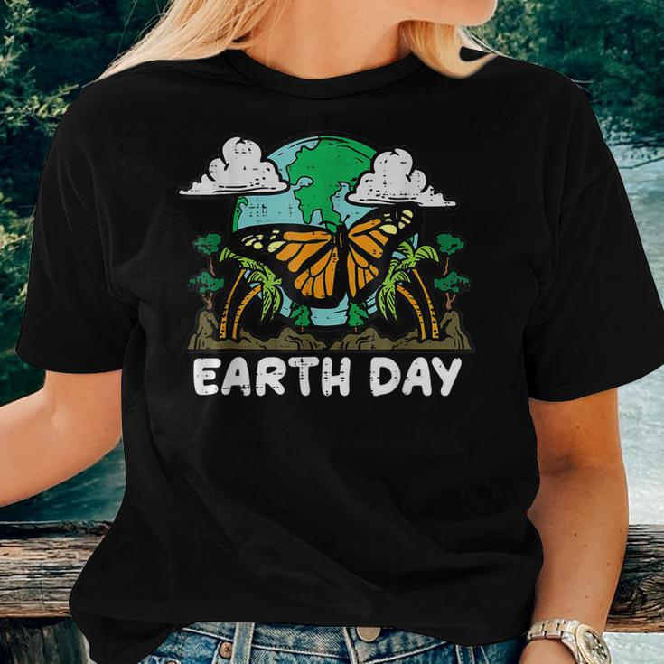 Earth Day Monarch Butterfly Cute Environment Men Women Kids Women T-shirt Gifts for Her