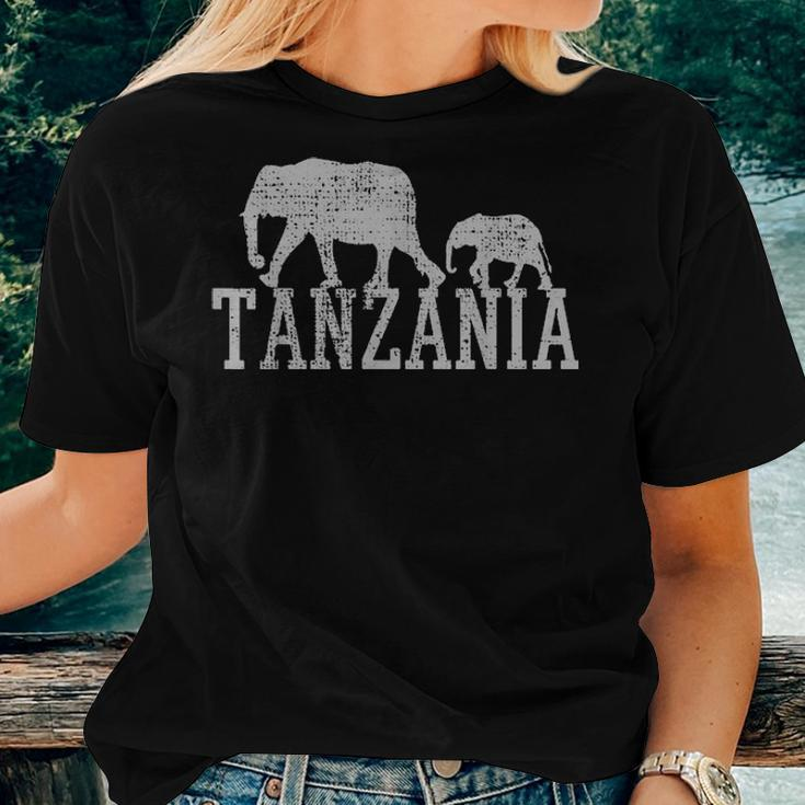 Elephant Family Baby Mother Dad Africa Tanzania Vintage Women T-shirt Gifts for Her