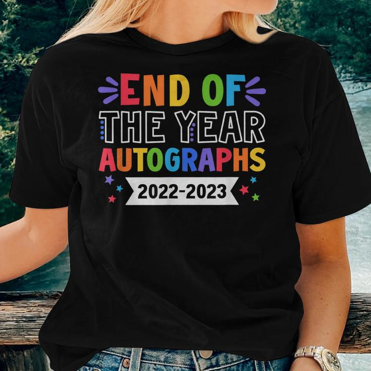 End Of The Year Autographs 2023 Teacher Last Day Autographs Women T-shirt Gifts for Her