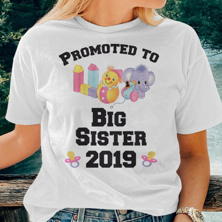 Kids Big Sister Pregnancy Announcement Women T-shirt Gifts for Her