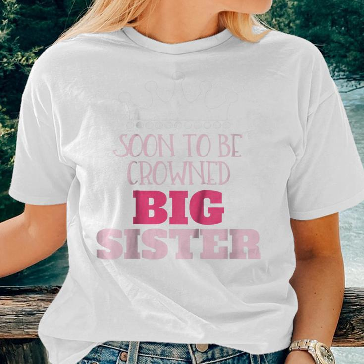 Kids Pregnancy Announcement Big Sister Princess Crown Women T-shirt Gifts for Her
