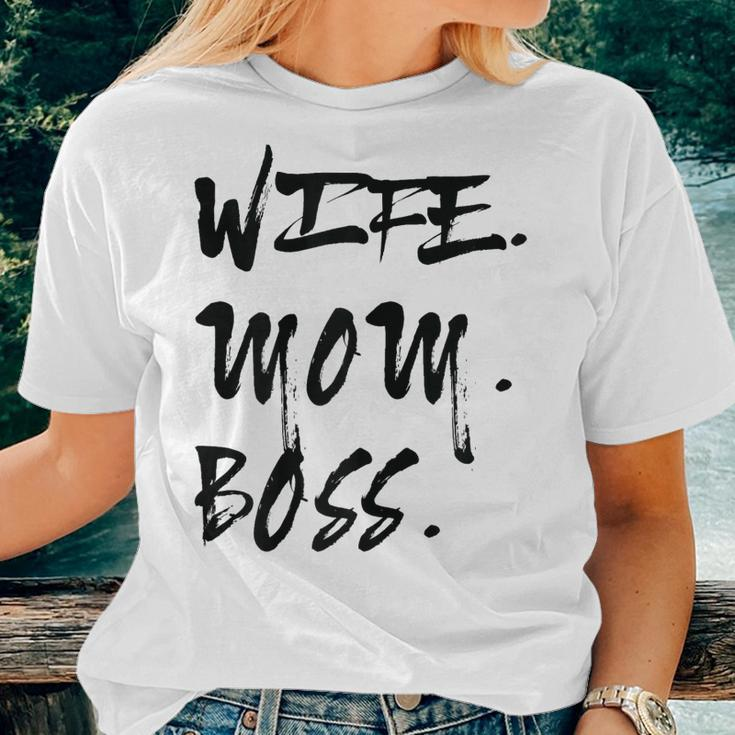 Womens Wife Mom Boss Womens 2023 Women T-shirt Gifts for Her
