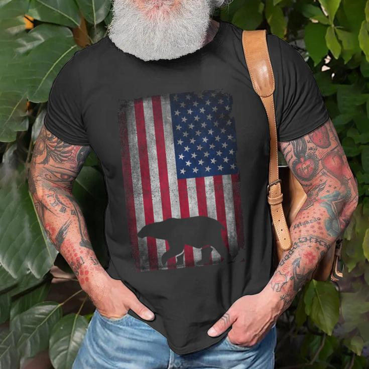 American Bear Hunter Patriotic For Dad Fathers Day Gift For Mens Old Men T-shirt Gifts for Old Men