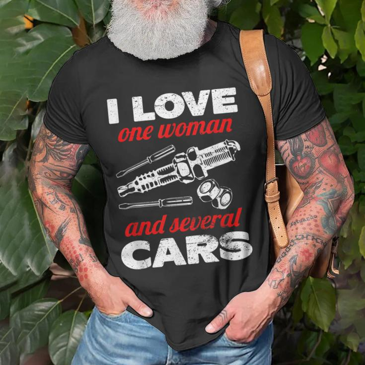 Auto Car Mechanic Gift I Love One Woman And Several Cars Old Men T-shirt Gifts for Old Men