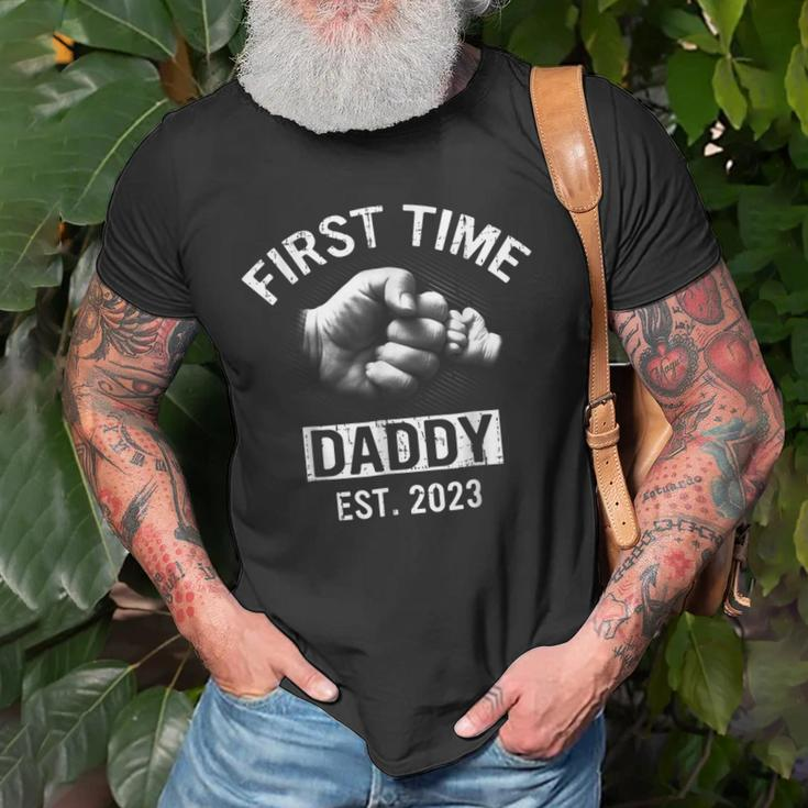 First Time Daddy New Dad Est 2023 Fathers Day GiftOld Men T-shirt Gifts for Old Men