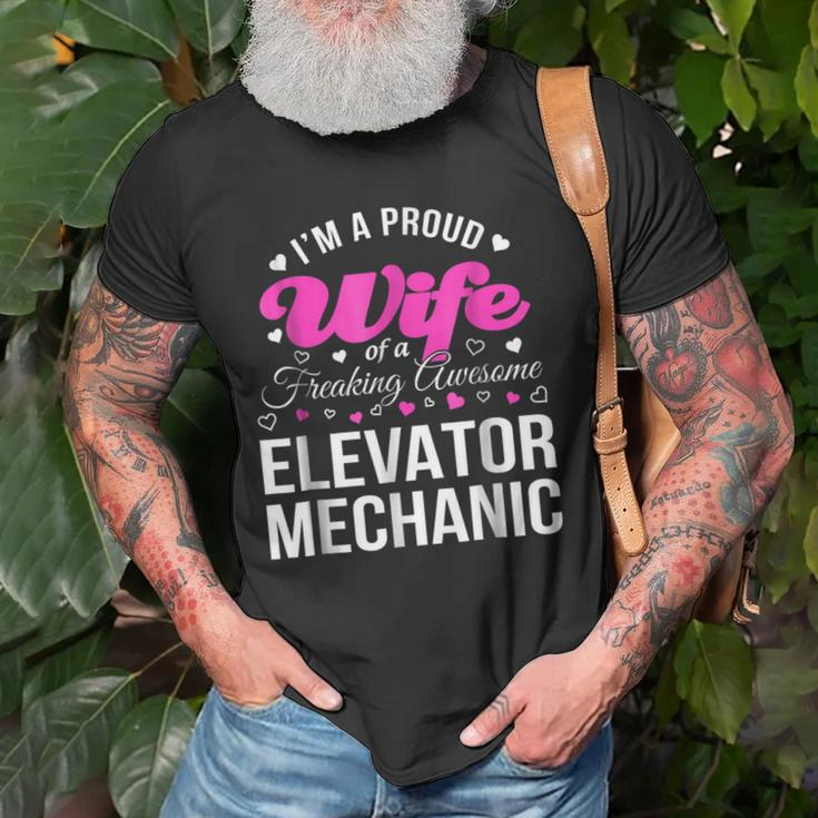 Funny Elevator Mechanics Wife Anniversary Gift Old Men T-shirt Gifts for Old Men