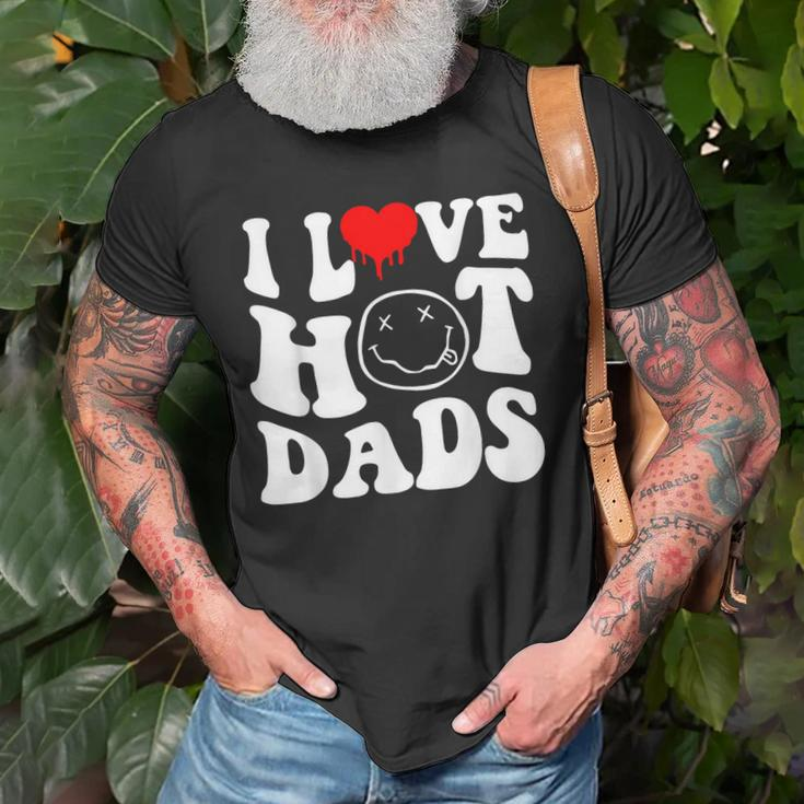 I Love Hot Dad Trending Hot Dad Joke I Heart Hot Dads Old Men T-shirt Gifts for Old Men