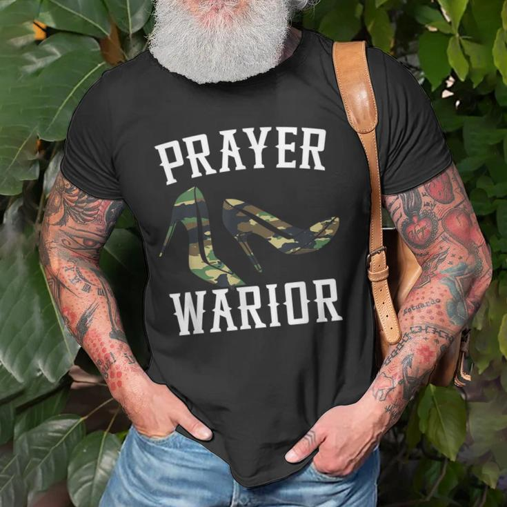 Prayer Warrior Camouflage For Religious Christian Soldier Old Men T-shirt Gifts for Old Men