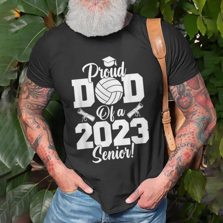 Proud Dad Of A Volleyball Senior 2023 Volleyball Dad Old Men T-shirt Gifts for Old Men
