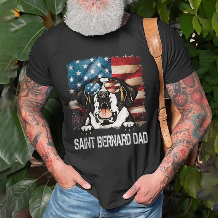 Saint Bernard Dad American Flag 4Th Of July Dog Fathers Day Gift For Mens Old Men T-shirt Gifts for Old Men
