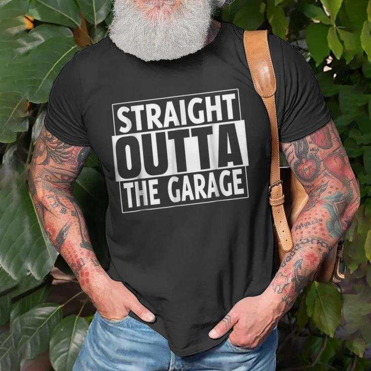 Straight Outta The Garage Funny Car Mechanic Gift Old Men T-shirt Gifts for Old Men