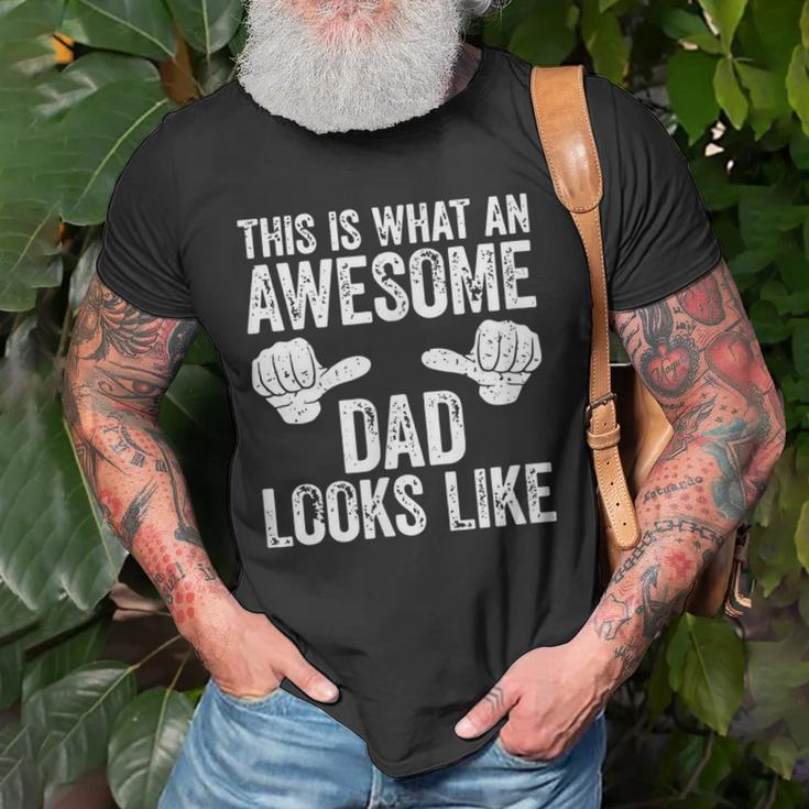 This Is What An Awesome Dad Looks Like Gift For Mens Old Men T-shirt Gifts for Old Men