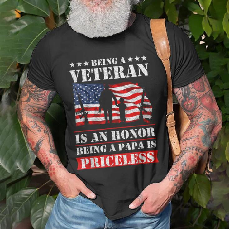 Veteran Papa Military Dad Army Fathers Day Gift Gift For Mens Old Men T-shirt Gifts for Old Men