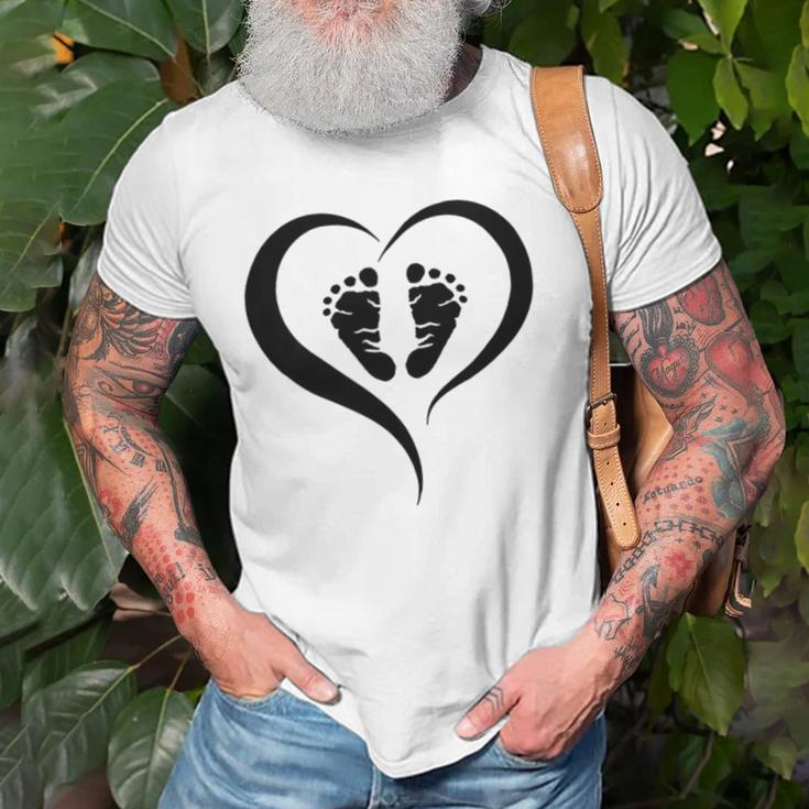 Matching Baby Feet Heart Gift Cute New Mom And Dad Old Men T-shirt Gifts for Old Men