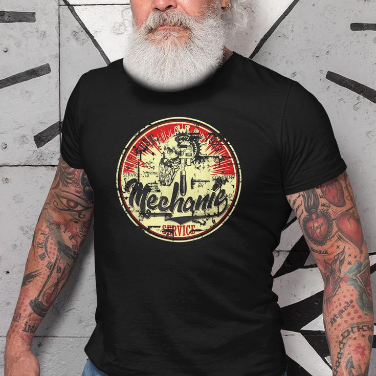 Classic Retro Vintage Aged Look Cool Mechanic Engineer Old Men T-shirt