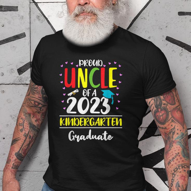 Funny Proud Uncle Of A Class Of 2023 Kindergarten Graduate Old Men T-shirt