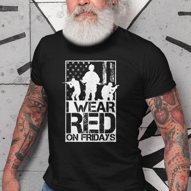 I Wear Red On Fridays Us Flag Military Army Old Men T-shirt