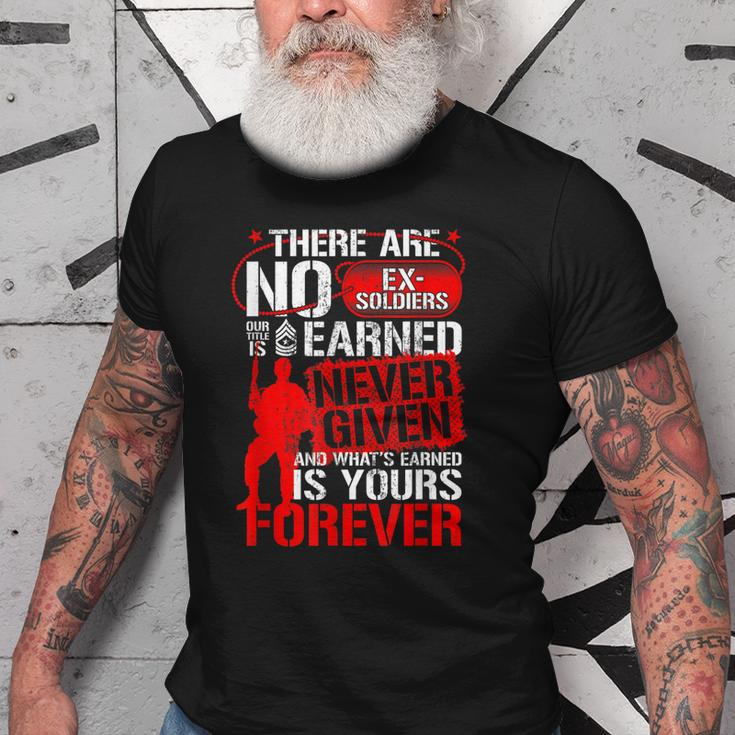 Military There Are No Exsoldiers Veterans Day Gift For Vet Gift For Mens Old Men T-shirt