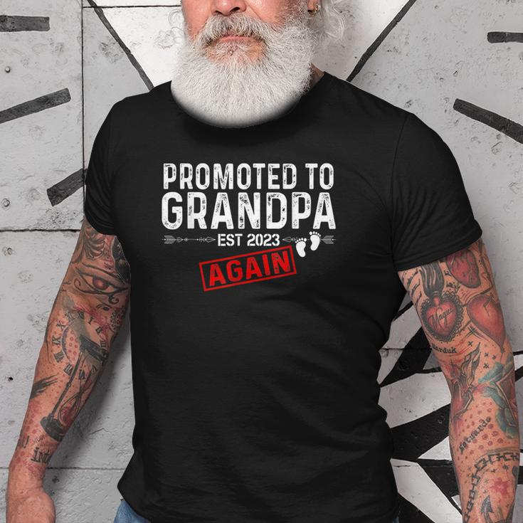 Promoted To Grandpa Again Est 2023 Baby Announcement Gift For Mens Old Men T-shirt