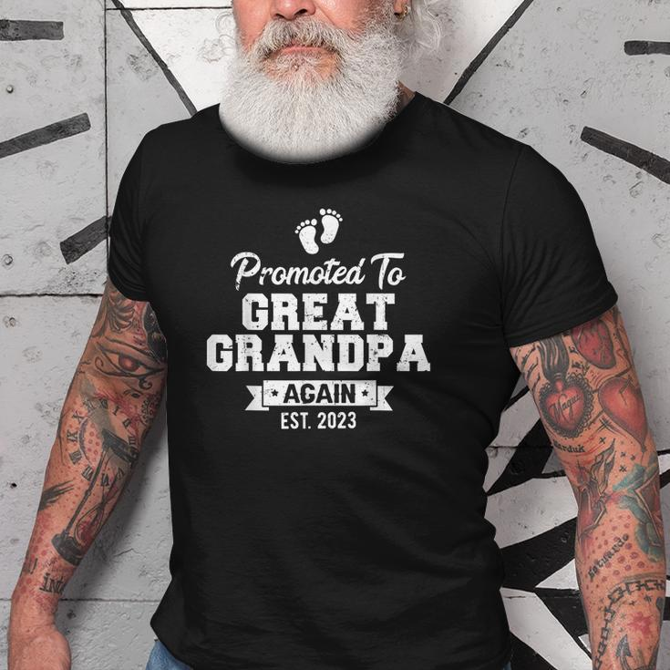 Promoted To Great Grandpa Again 2023 Great Grandfather To Be Gift For Mens Old Men T-shirt