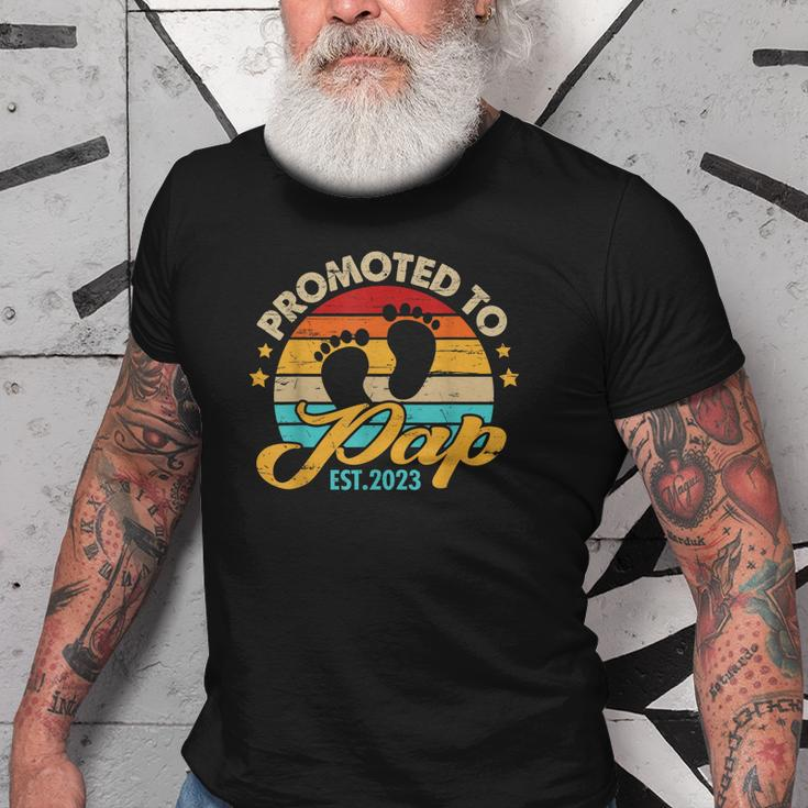 Promoted To Pap 2023 Fathers Day First Time Dad Pregnancy Gift For Mens Old Men T-shirt