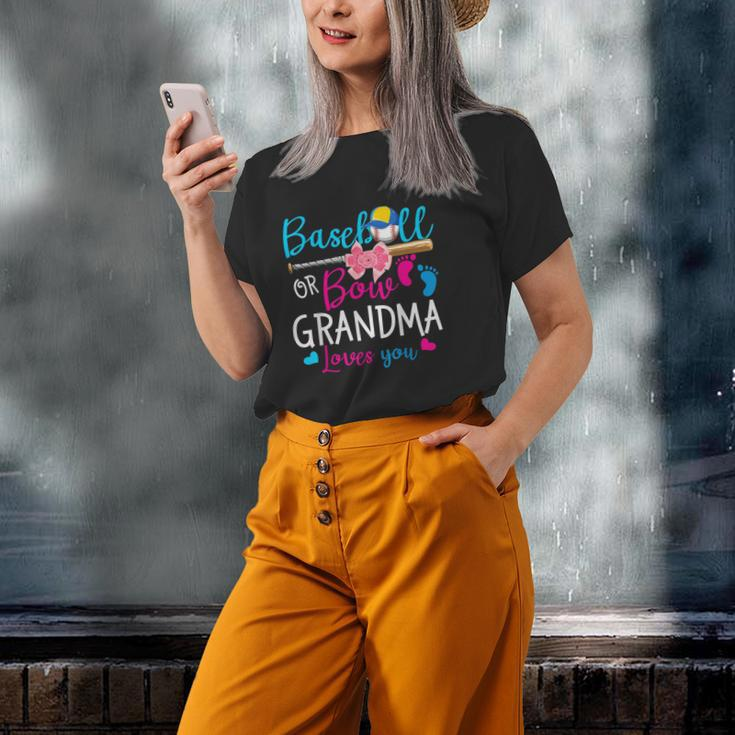 Baseball Or Bow Grandma Loves You Baseball Gender Reveal Old Women T-shirt Gifts for Her