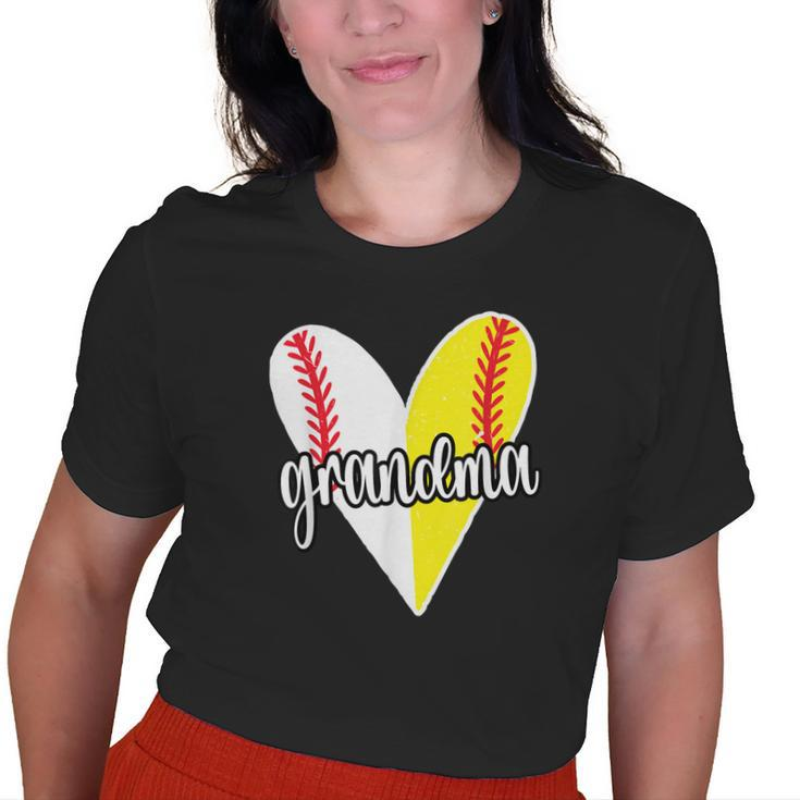 Baller Grandma Proud Softball Baseball Player Grandma Old Women T-shirt
