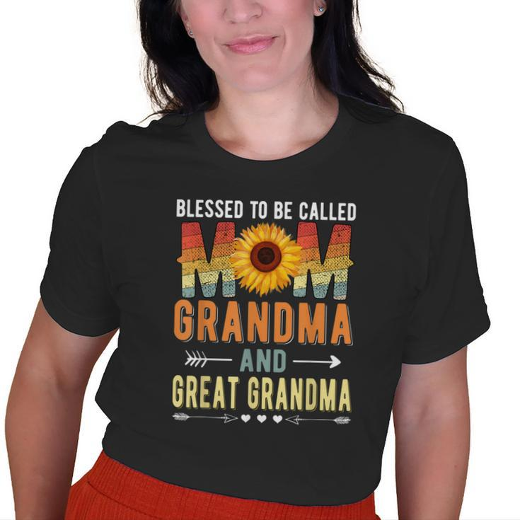 Blessed To Be Called Mom Grandma Great Grandma Old Women T-shirt