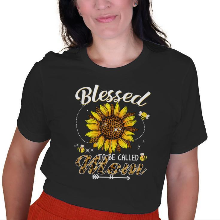 Blessed To Be Called Mom Leopard Sunflower And Bee Old Women T-shirt