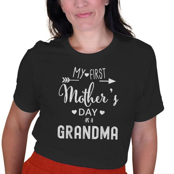 My First As A Grandma May 9 Grandma To Be Old Women T-shirt