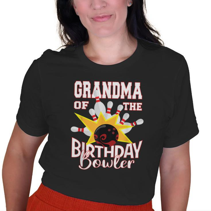 Grandma Of The Birthday Bowler Kid Bowling Party Old Women T-shirt