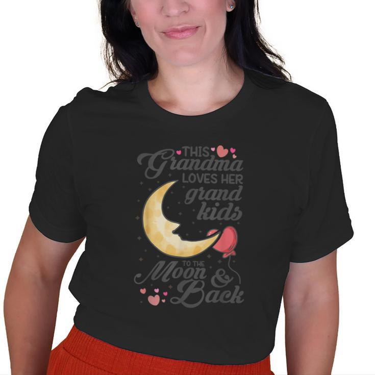 This Grandma Loves Her Grand Kids To The Moon & Back Old Women T-shirt