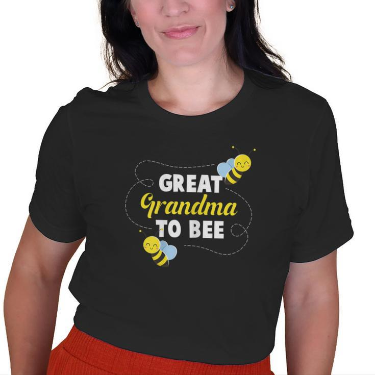 For Great Grandma To Bee New First Time Old Women T-shirt