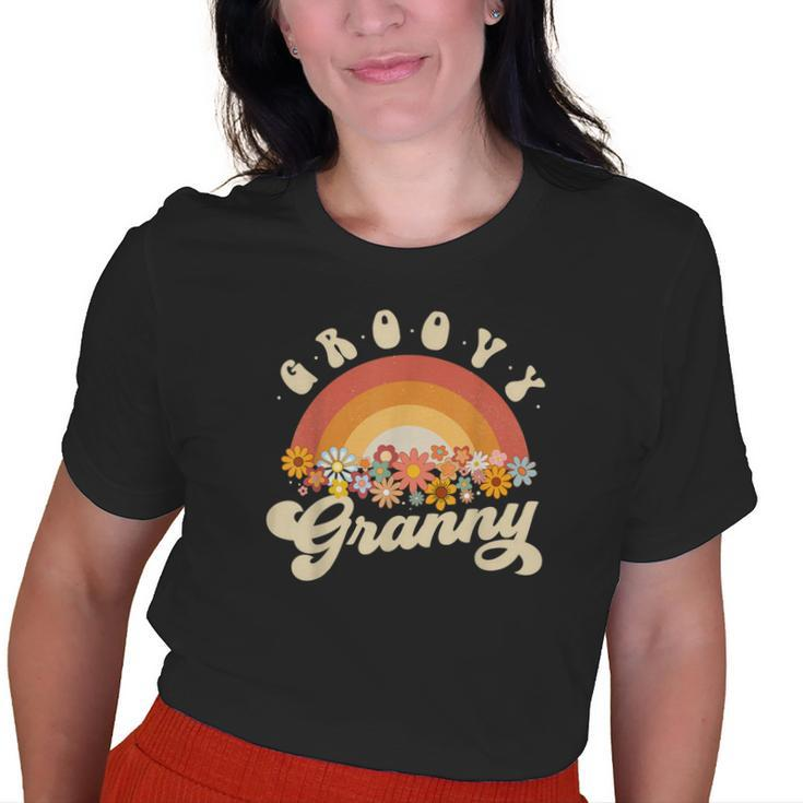 Groovy Granny Retro Rainbow Colorful Flowers Grandma Old Women T-shirt