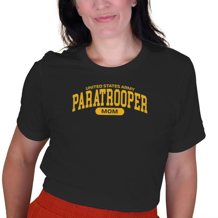 Proud Army Paratrooper Mom Old Women T-shirt